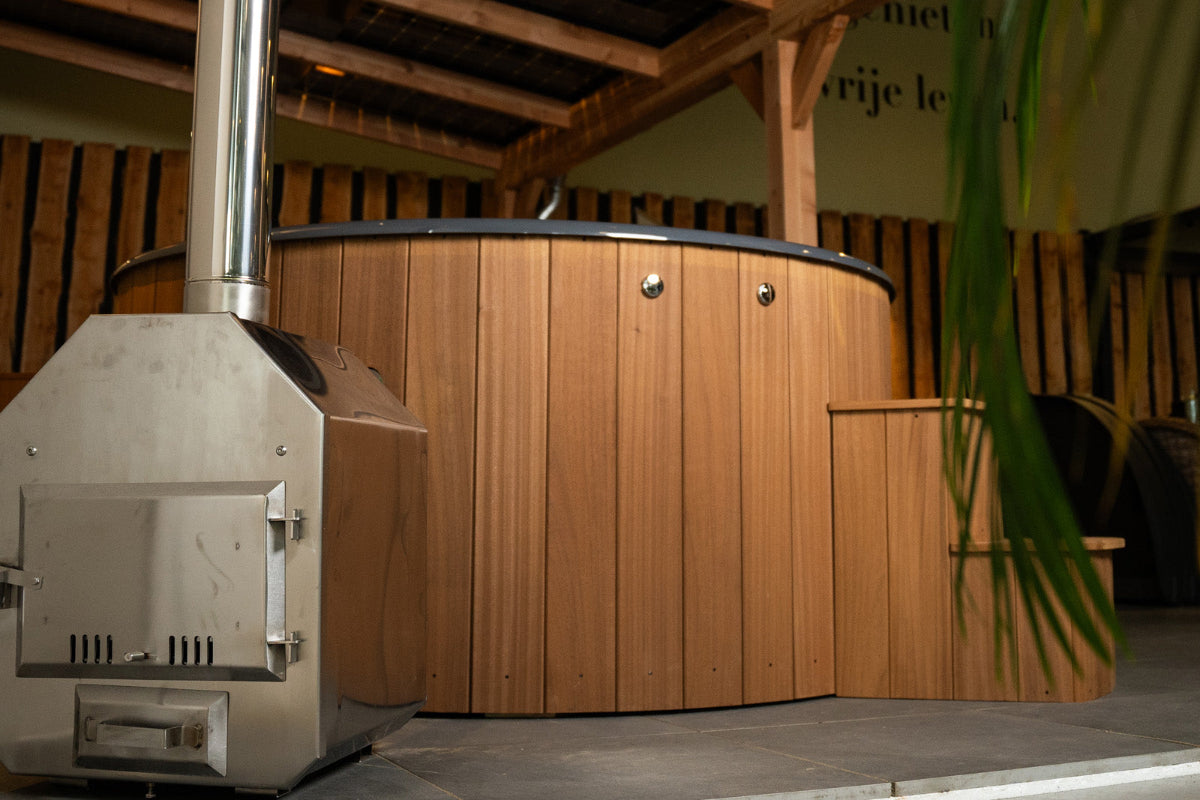 Hottub met rooksafvoer